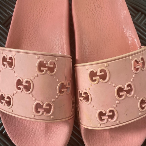 Women’s size 5 pink Gucci slides - Picture 3 of 5
